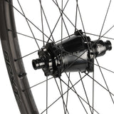 Race Face Next R 31 Carbon Laufradsatz 29" | Boost 15x110 / 12x148 mm | 6 - Loch Disc | SRAM XD | All - Mountain / E - MTB - RAAAD.de