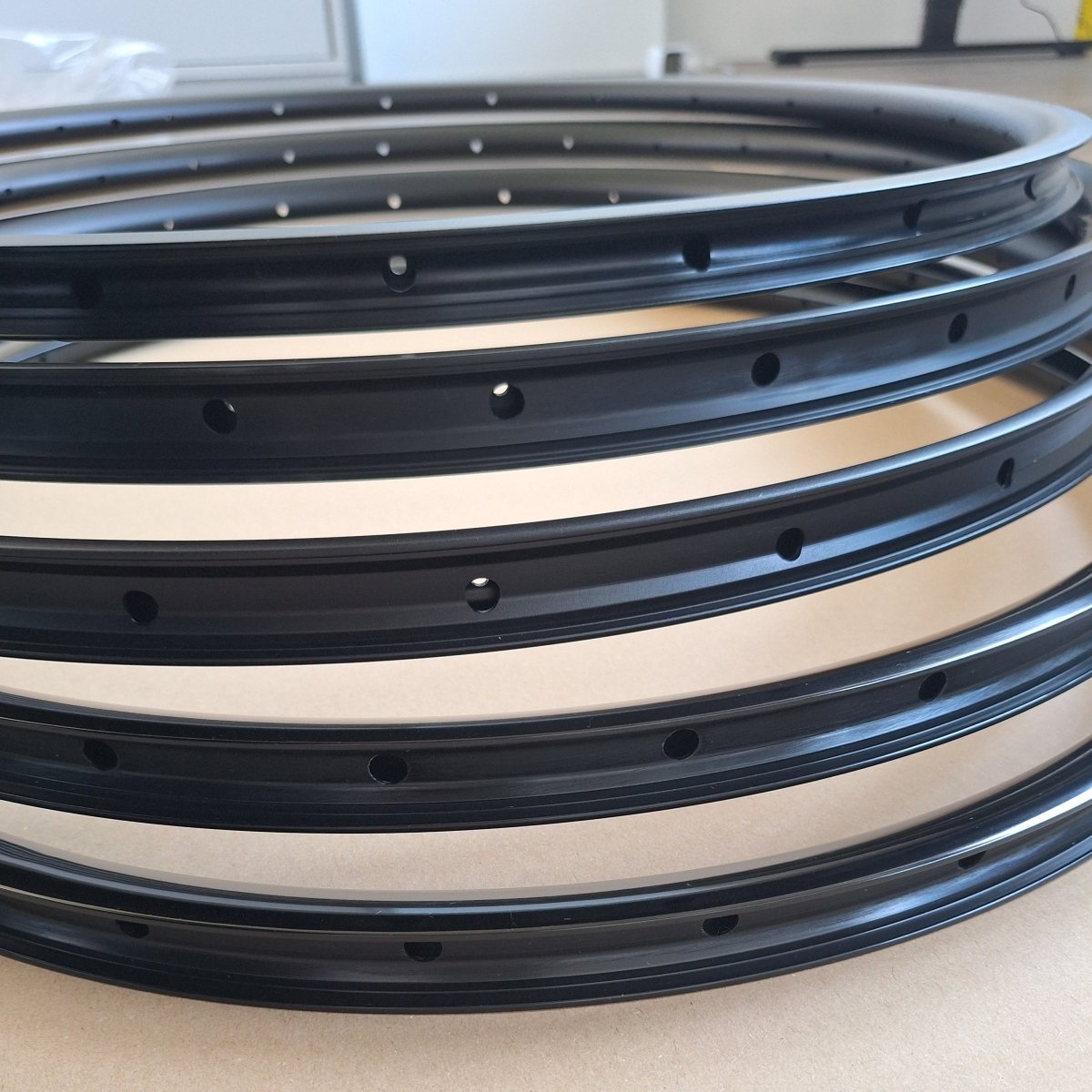 Werkstattposten: Kinlin Felgen Set 5 Stück 29" | 28 Loch | 19–25 mm Innenweite | schwarz - RAAAD.de